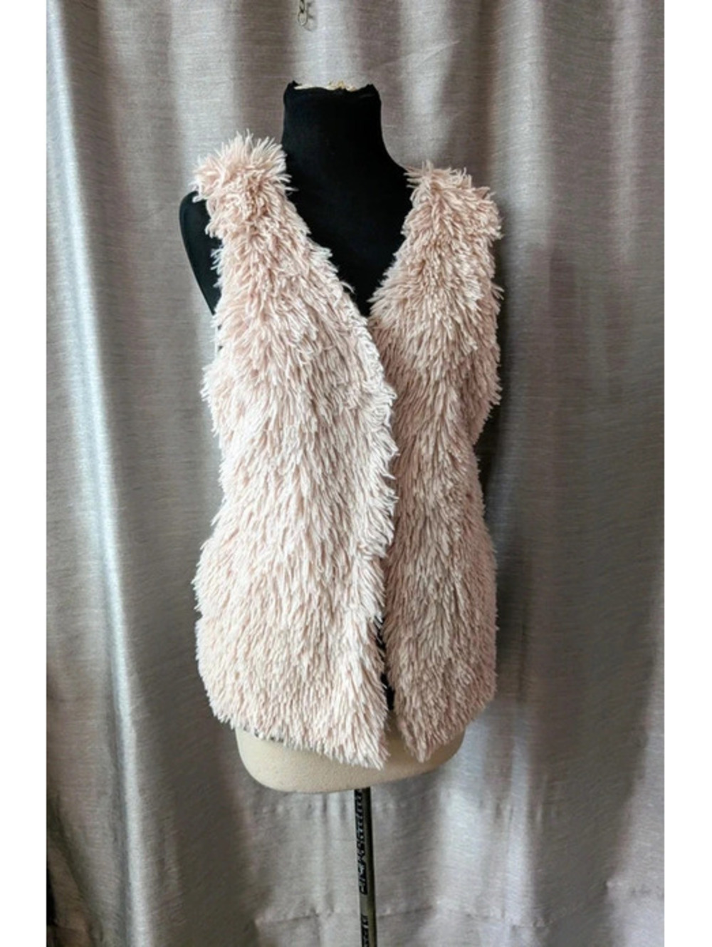 Cream Faux Fur Knit Vest L